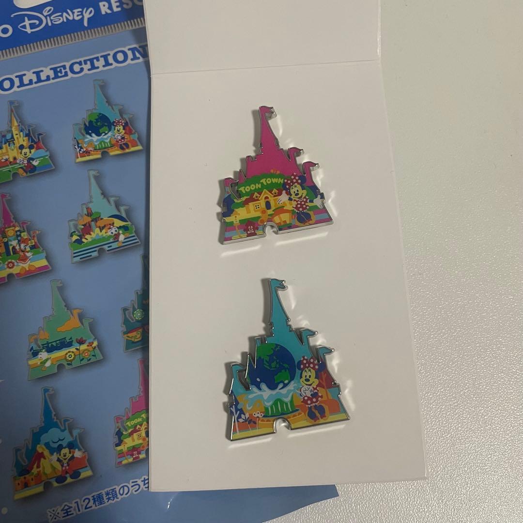 シンデレラ城 ランダムピンバッジ ミニー2個セット - メルカリ
