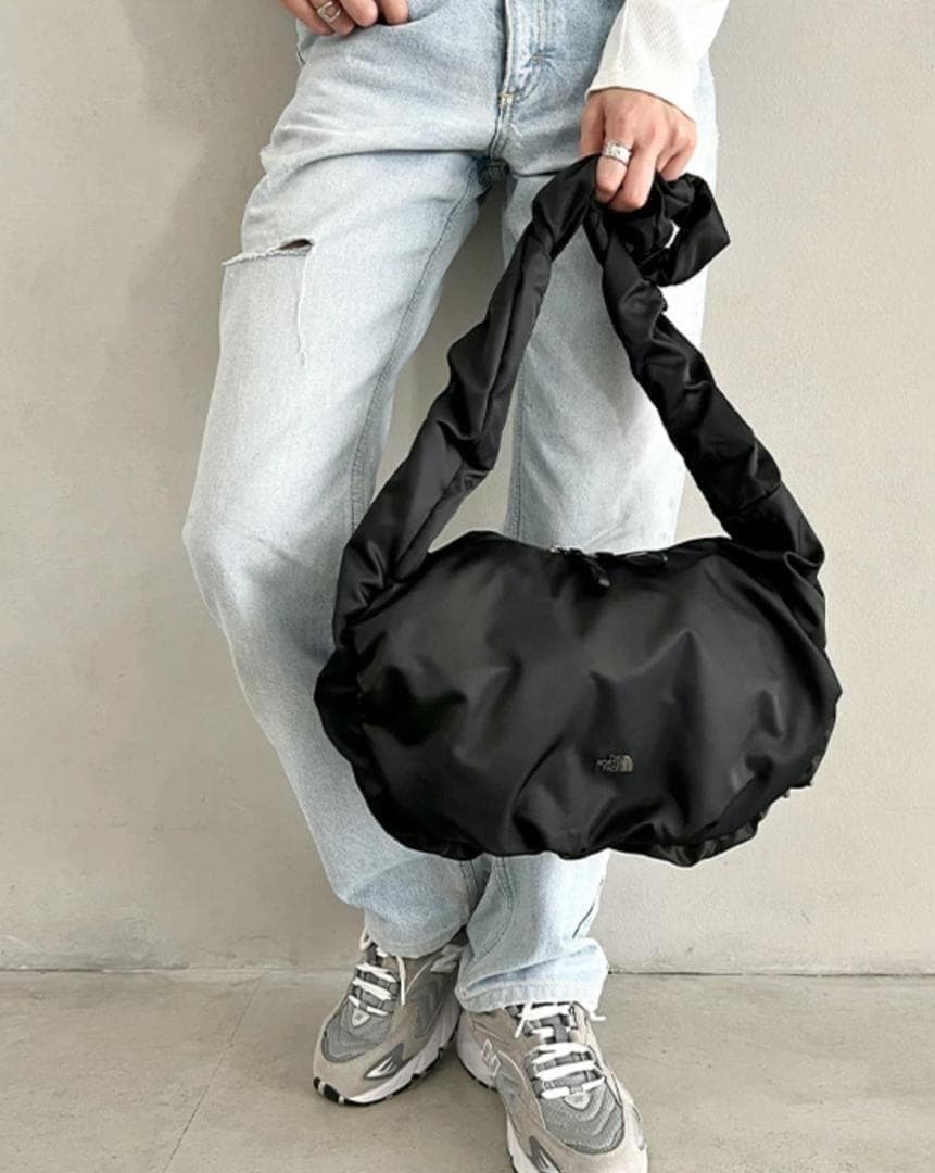 韓国限定】25AW新作 ノースフェイス ボニーホーボー バッグ 3way 黒