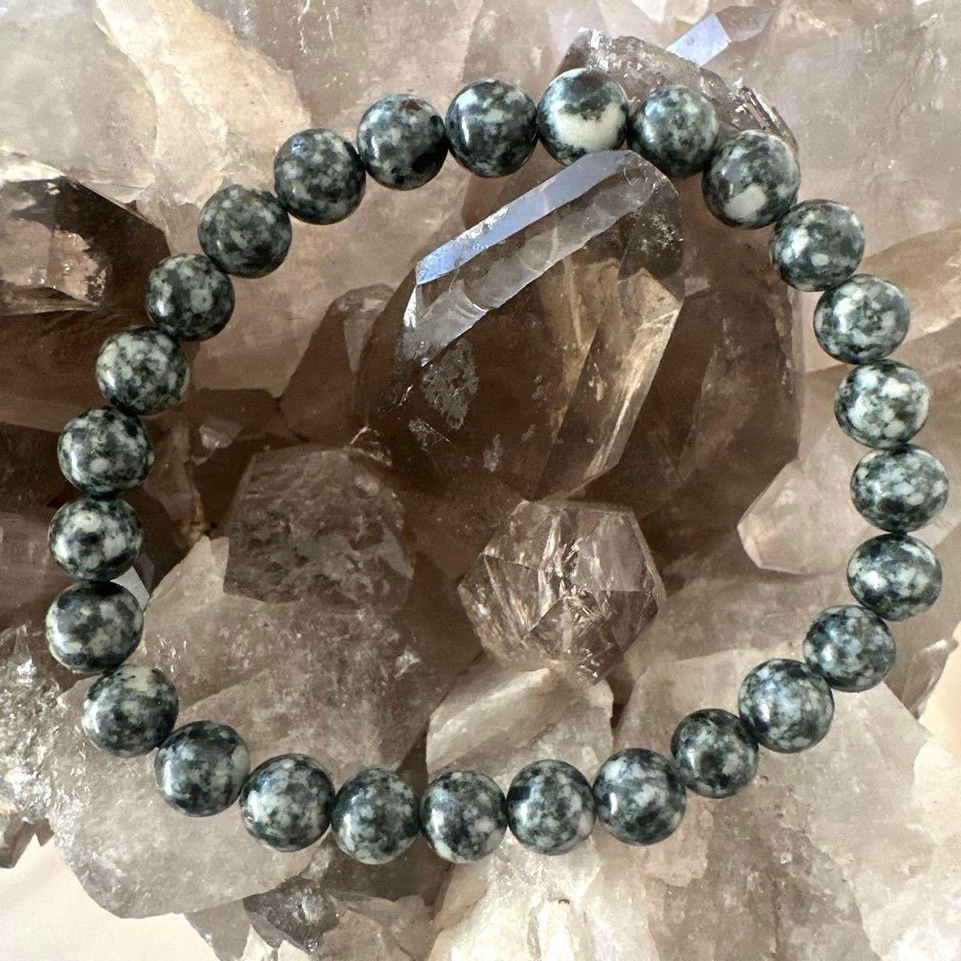 遠野霊石幸運を引き寄せ願いを叶え る高波動石 感謝の石 奇跡の石 6mm