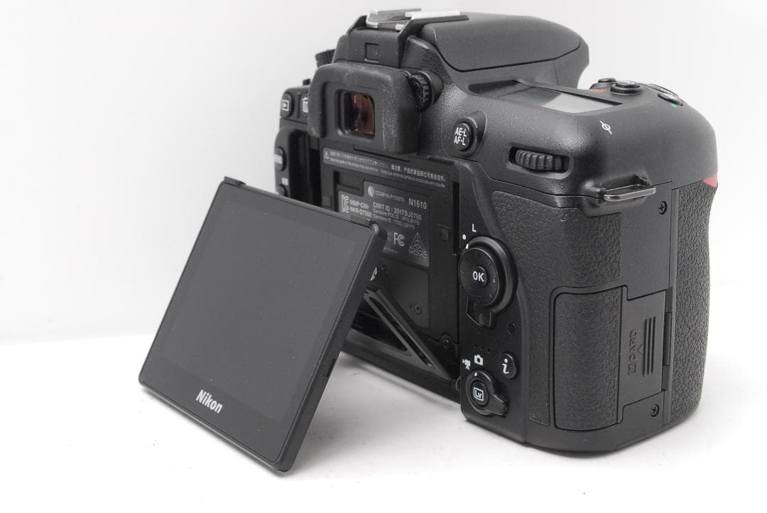 使用感極少】Nikon D7500 ボディ WiFi・Bluetooth搭載