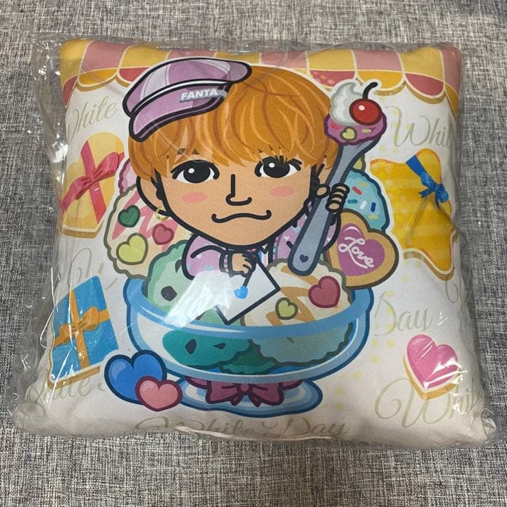 三代目 登坂広臣 LIVE衣装 センターパート シクレ クッション