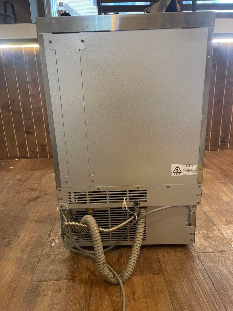 極美品】GALLI 製氷機 ステンレス製 エコマーク付き - メルカリ