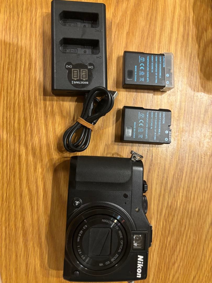 デジタルカメラ Nikon Coolpix P7000 Nikon Coolpix P7000 10.1-megapixel digital camera with 7X optical