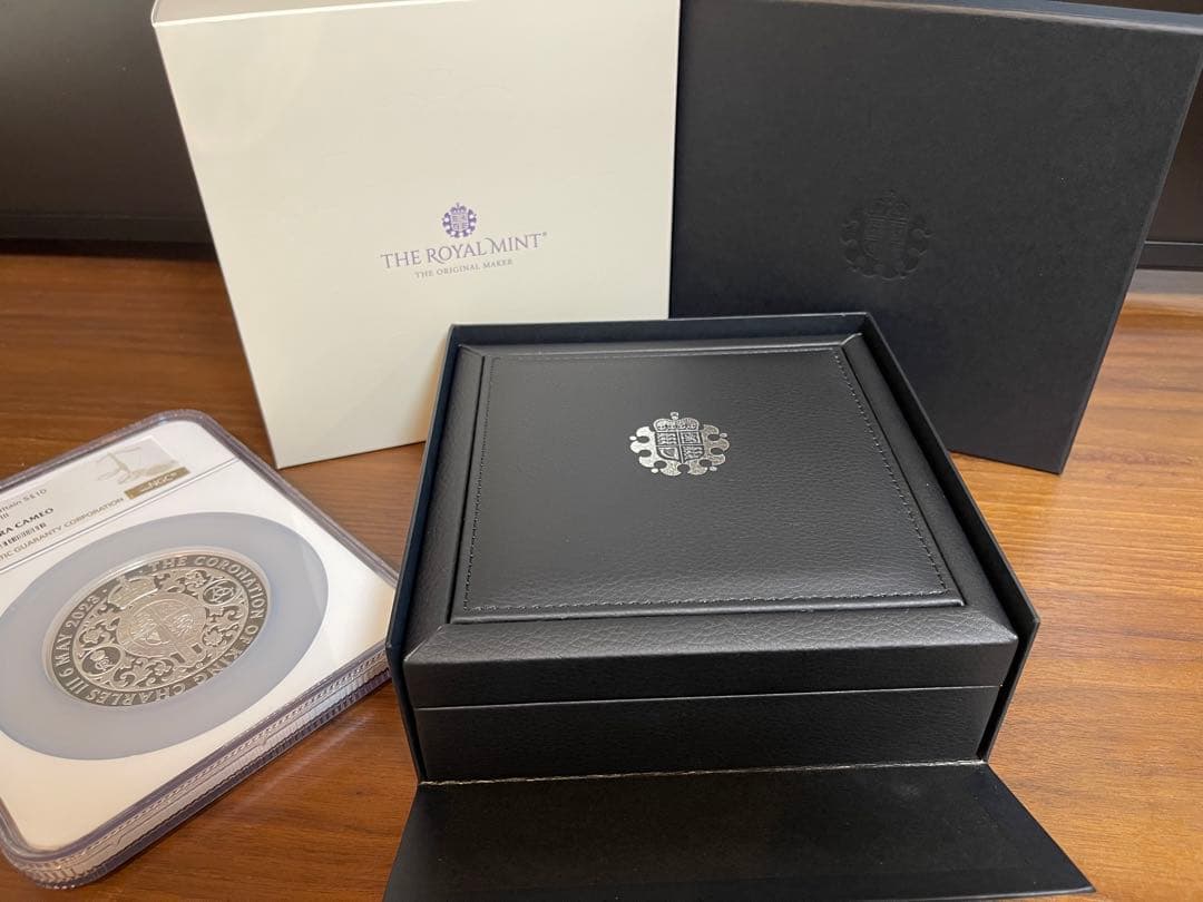 2023年イギリス チャールズ3世の戴冠式 5oz 10ポンド銀貨 イギリス 2023 チャールズ3世 10ポンド 5オンス 銀貨 NGC PF70UC