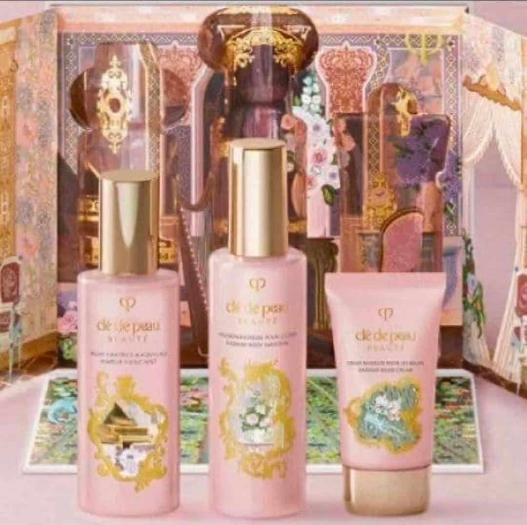 クレドポーボーテ ラディアンスギフト2024ブルーブラック ラディアンスギフト 2024 | クレ・ド・ポー ボーテ公式サイト