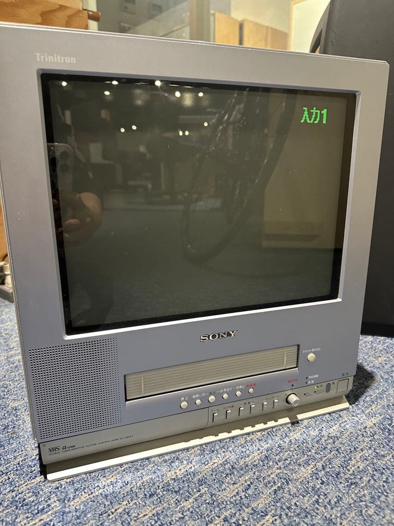 ソニー14型VHSビデオ一体型ブラウン管テレビ - メルカリ