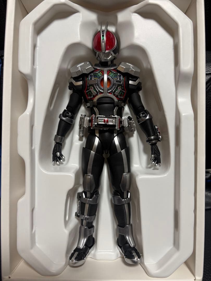 S.H.Figuarts 仮面ライダー ファイズ アクセルフォーム
