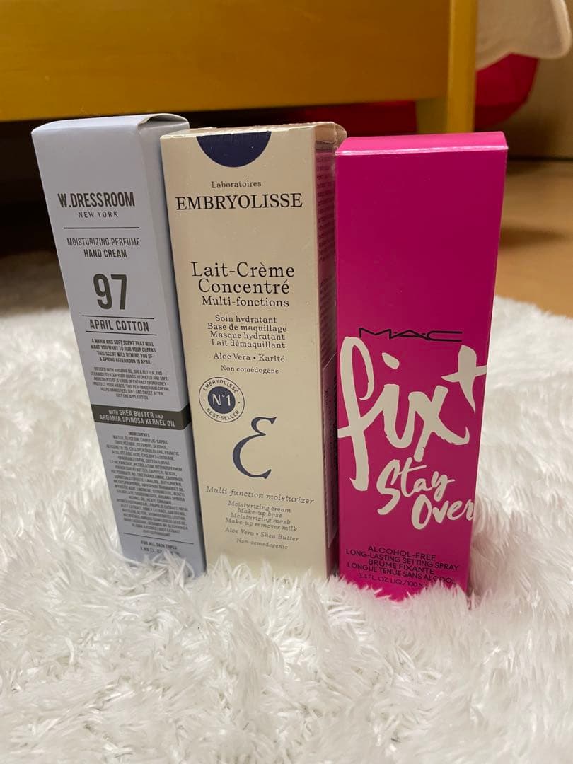 W.DRESSROOM クリーム + EMBRYOLISSE + MAC 維持 W.Dressroom Moisturizing Perfume Hand Cream (8 Scents) – Kiokii and