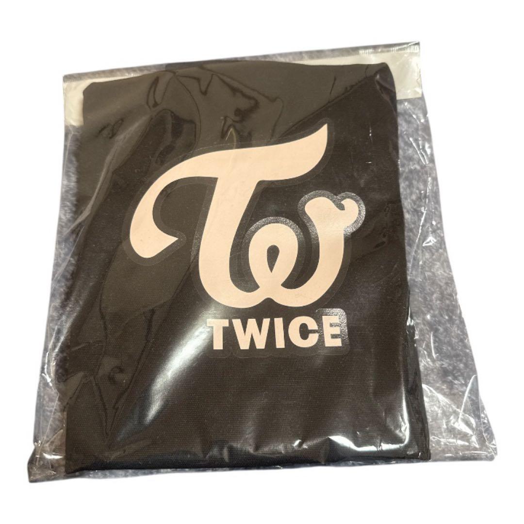 TWICE バッグ&ナヨンサイン入りCDケース - メルカリ