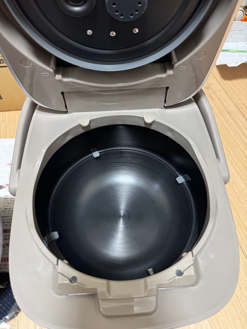 Zojirushi 炊飯器 NW-PV10-TZ 1.0L