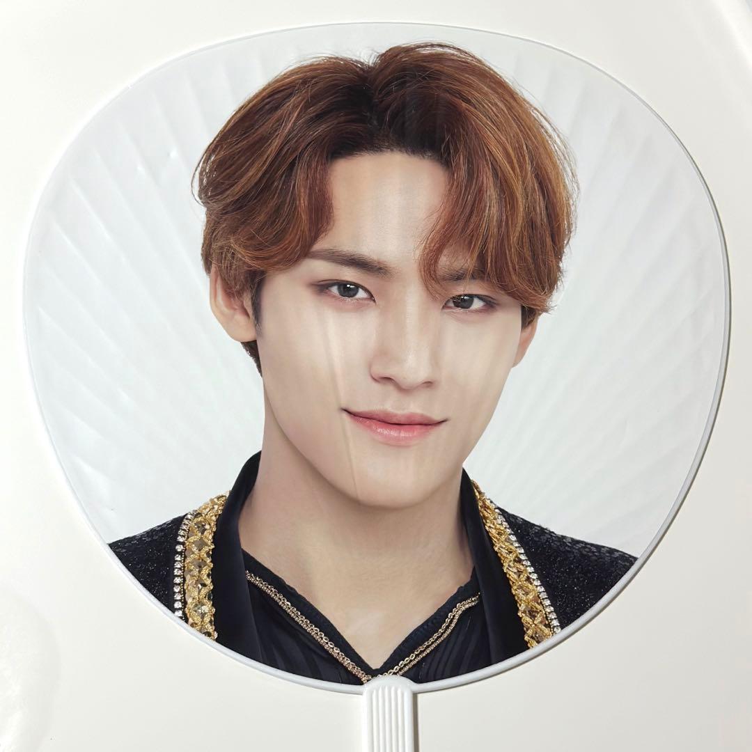 SEVENTEEN ミンギュ うちわ - メルカリ