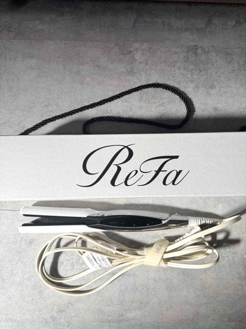 Refa ストレートアイロン　ギャランティーカード付き リファパワーストレートアイロン - ReFa POWER STRAIGHT IRON | 商品