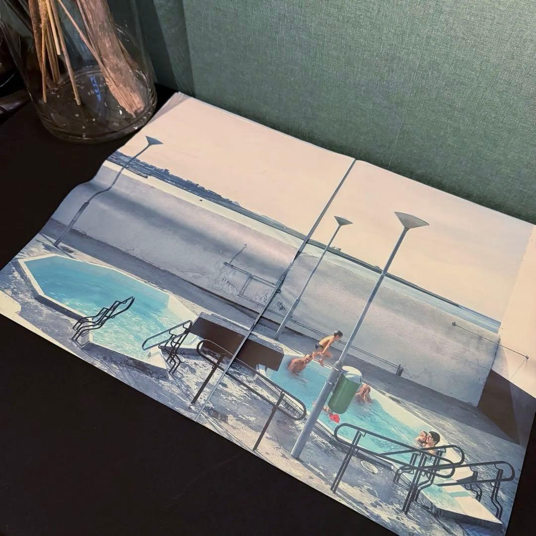 2000年発行 美品Roni Horn アート新聞 ポスターAgnès b. - メルカリ