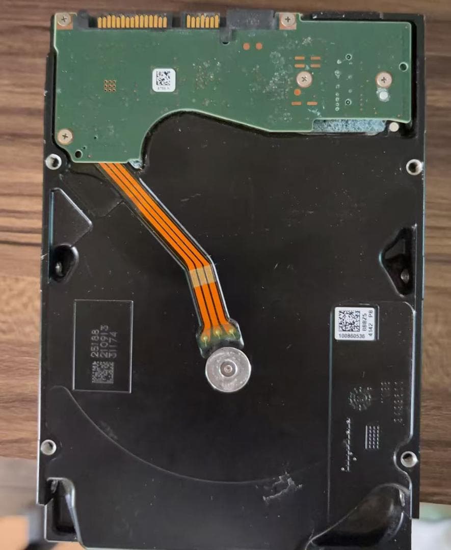 Seagate Exos X18 18TB SATA - メルカリ