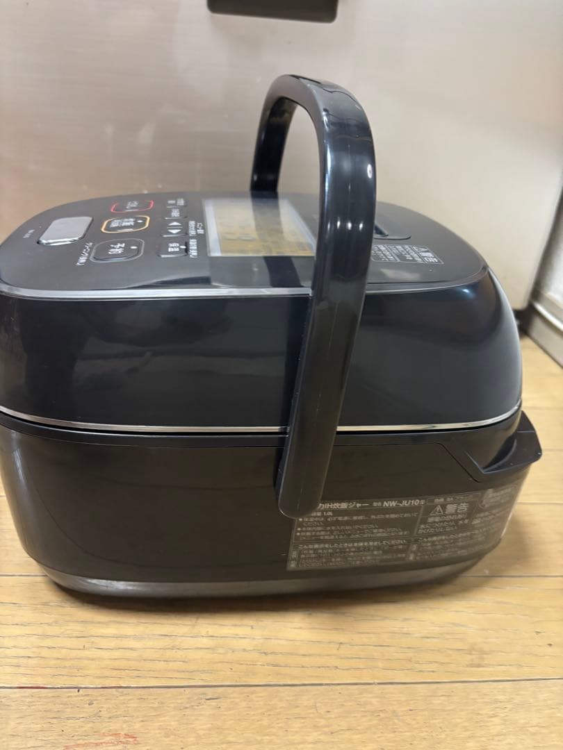 象印 炎舞炊き 圧力IH炊飯ジャーNW-JU10 -2019年製
