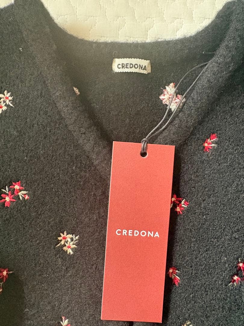 CREDONA｜ウールブレンド ブークレ フラワー 刺繍 ニット ジャケット