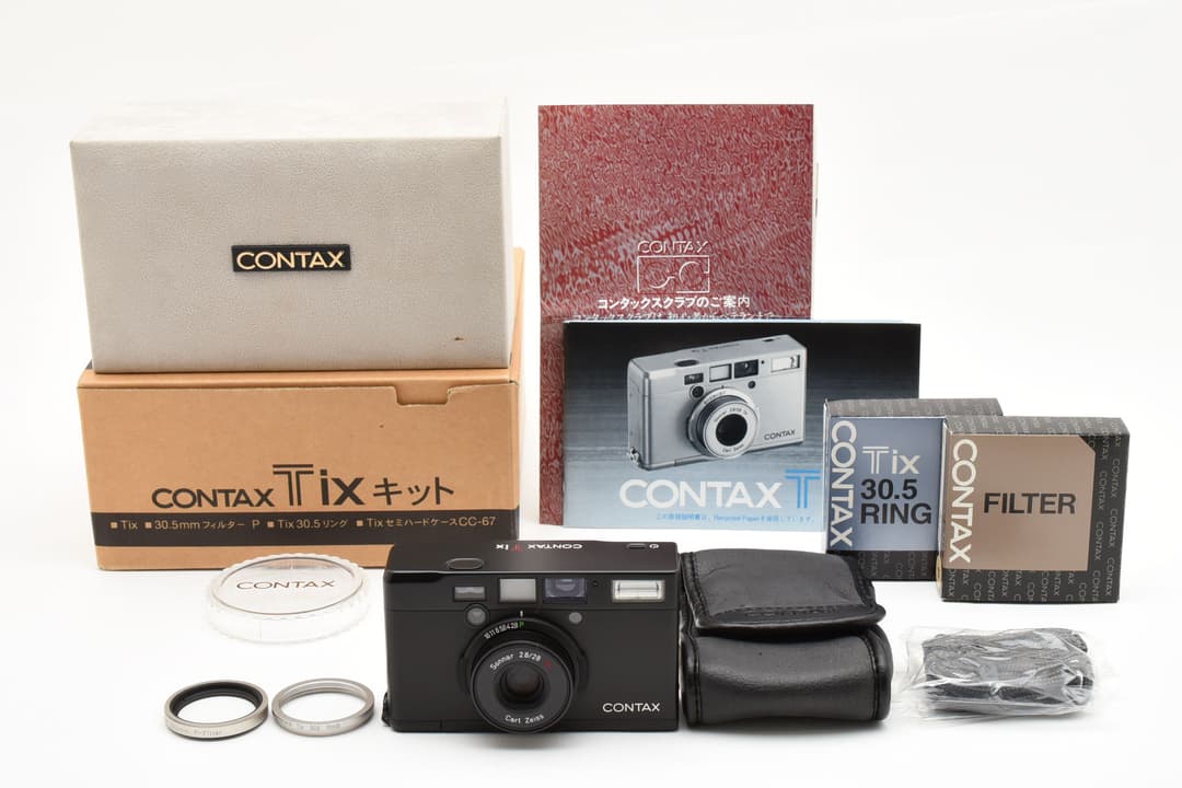 コンタックス Tix Black Film Camera #C270 5 Frames with the CONTAX Tix APS-Film Camera with Carl Zeiss