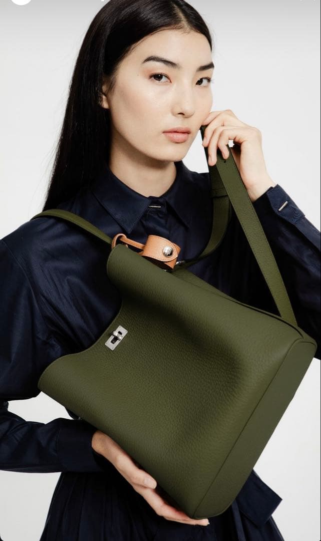 新品☆ミチノパリ グローブホルダー キャメル色 ルテス オデオン