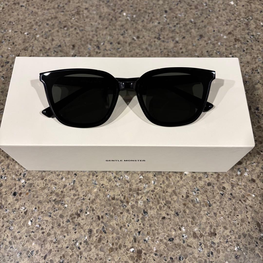 ジェントルモンスター GENTLE MONSTER LILIT リリット 黒 - メルカリ