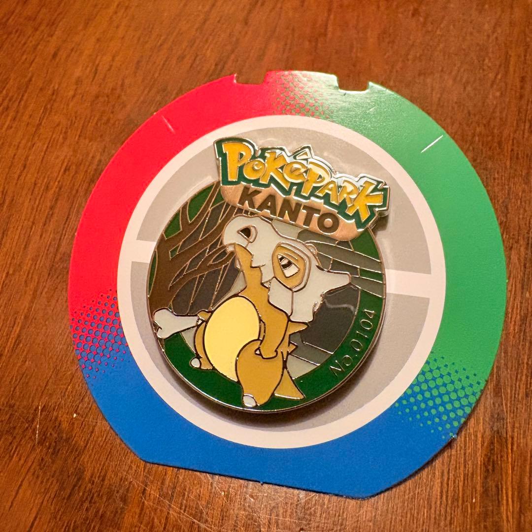 ポケモン ポケパーク ポケパークカントー ピンバッジ ピンズ カラカラ