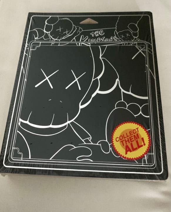 KAWS C10 新品未開封 KAWS, C10 The Kimpsons, 2002 – Jonathan LeVine Projects