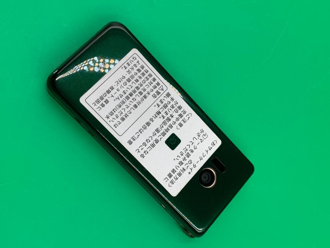 ☆美品 AQUOS K 8GB SIMフリー KDDI SHF34 赤ロム保証