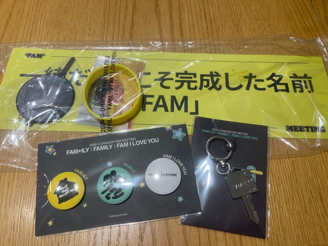 G-DRAGON FAM+ILY ジヨン ファンミーティング FC 特典2/14 - メルカリ