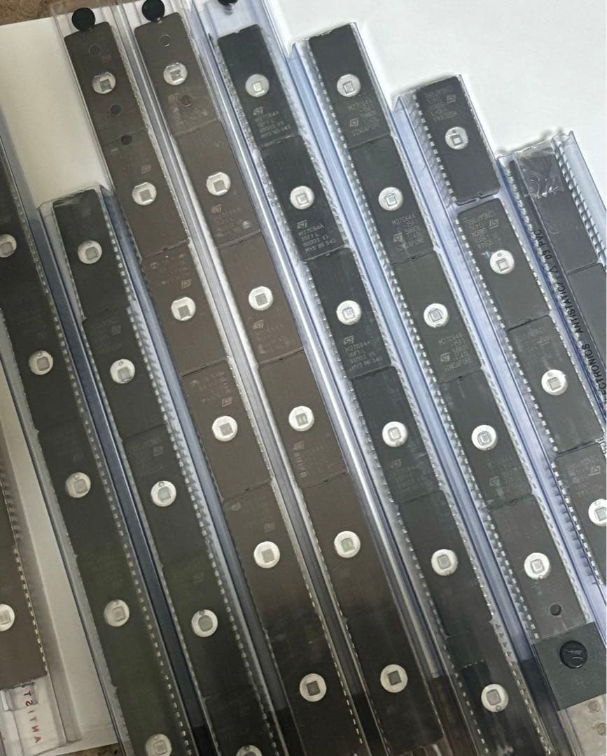 M27C64A-15F1 5880X 1340Lファミコン等　60オーバーセット 1990年のきょう､スーパーファミコンと共に『F-ZERO』発売!! モード7と