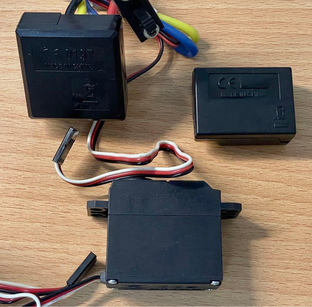 タミヤ ファインスペック2.4Gプロポ 受信機 ESC サーボ セット 状態