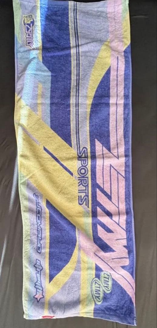 ずとまよ グッズセット ステッカー ピンバッチ チェキ タオル 出品する