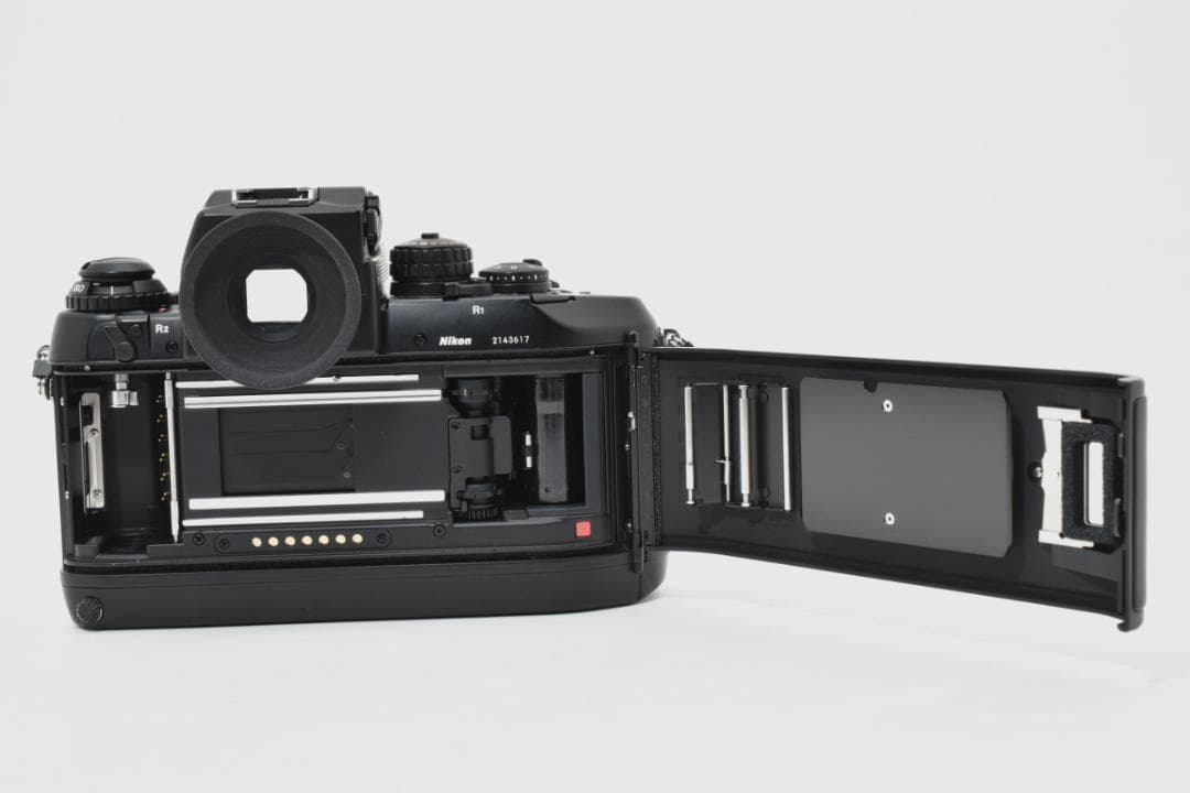 ■ 美品 ■ ニコン　Nikon F4 ボディ 《動作確認済品》#2756343