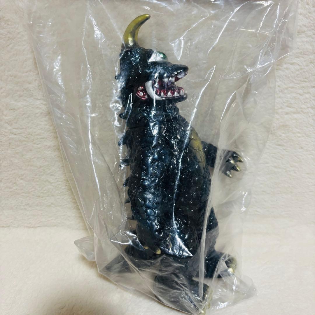 未開封】マーミット ソフビ スカルヘッドバッド ニセザゴラ 黒成型