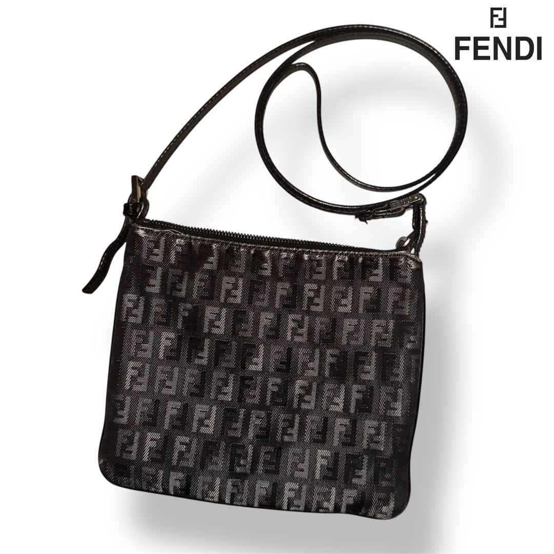 FENDI ズッカ柄 ショルダーバッグ ポーチ キャンバス レザー ブラック