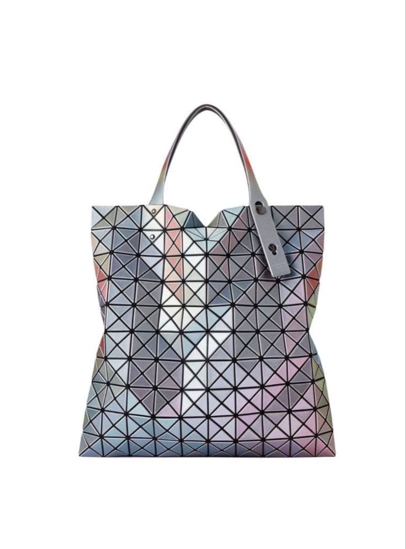 バオバオ　BAO BAO ISSEY MIYAKE ILLUSION Bao Bao Issey Miyake Illusion Metallic Tote | Nordstrom