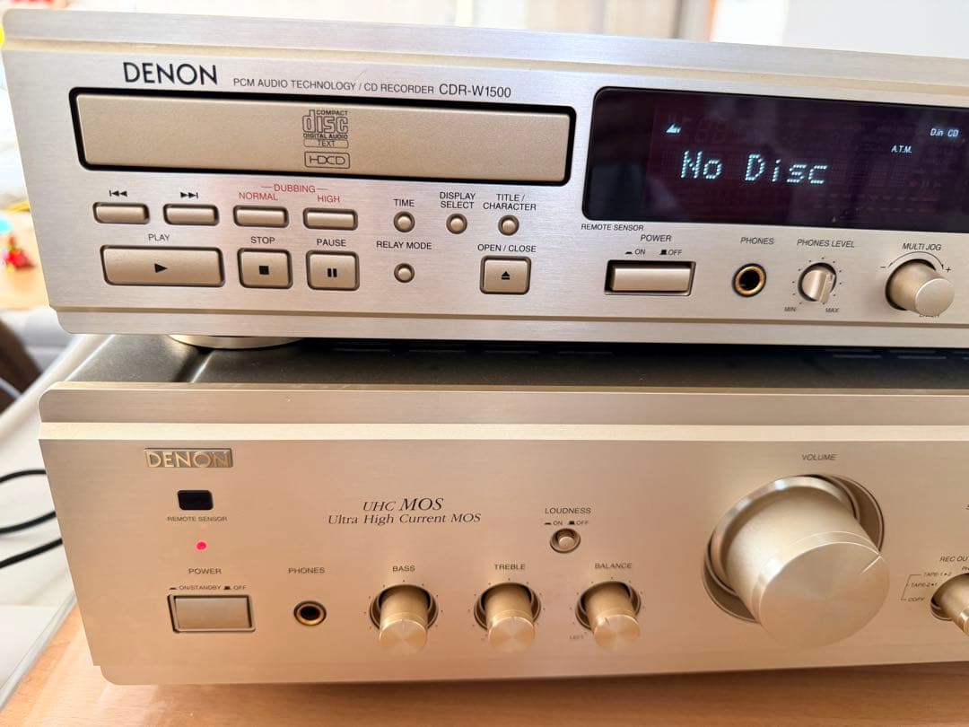 り*り様 DENON CDR-W1500 CDレコーダーとアンプセット 2台のユ Denon CDR-W1500 Dual-well CD player/recorder at Crutchfield