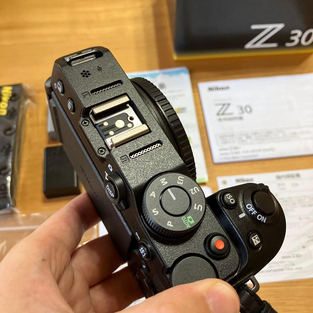 Nikon Z 30 ボディ おまけ付き