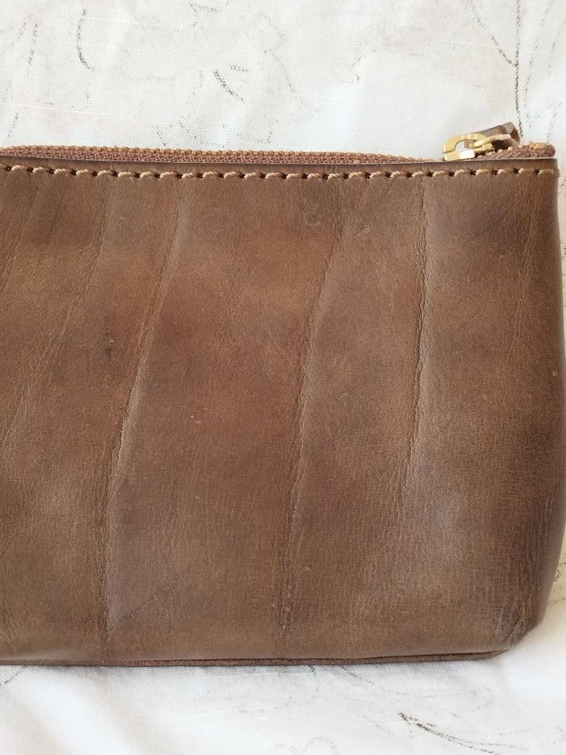 限定【新品未使用】analogico ローストグリーン 四角ポーチ S - メルカリ