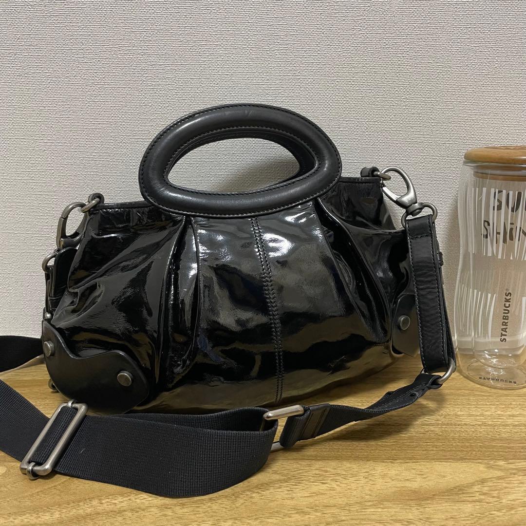 《極美品》MARNI（マルニ ） レザー ショルダーバッグ ブラック 黒