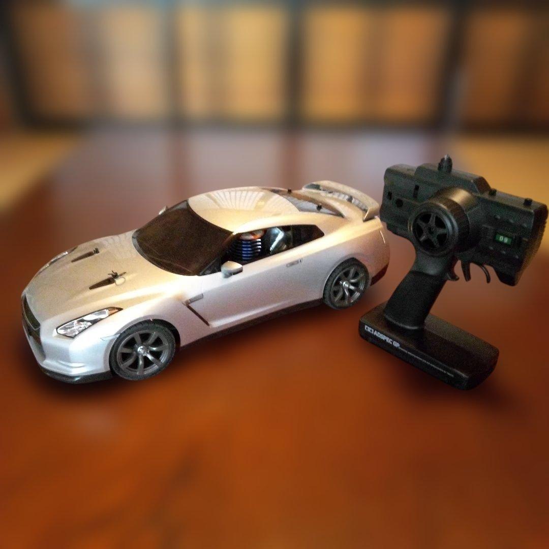 田宮XBシリーズエンジンカーラジコンR35GT-R ヨドバシ.com - タミヤ TAMIYA XB日産GT-R R35 [1/10エキスパート