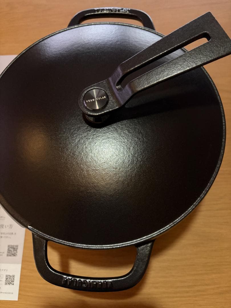 S*a様 Vermicular Oven Pot 2 マットブラック22cm 楽天市場】【公式】【ランキング1位受賞】バーミキュラ オーブンポット