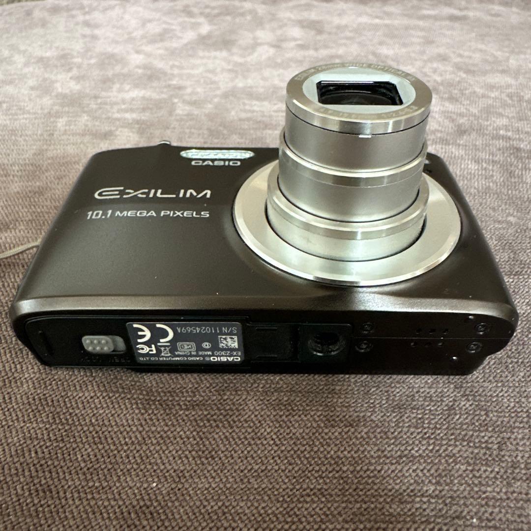 CASIO EXILIM EX-Z300 コンパクトデジタルカメラ - メルカリ