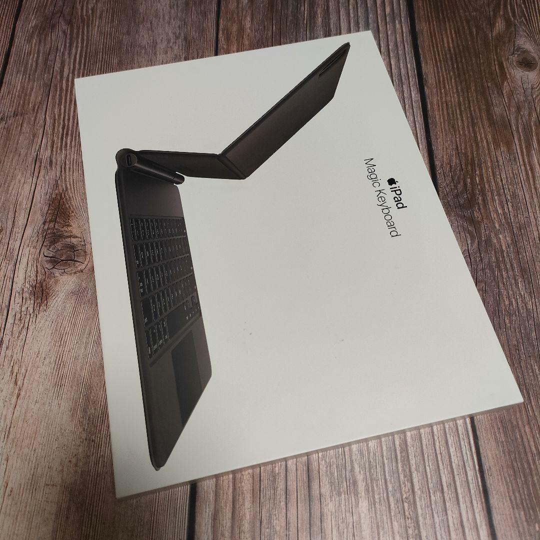 Magic Keyboard 11インチMXQT2J/A 美品 Apple 11インチiPad Pro(第2世代)用 Magic Keyboard 日本語(JIS