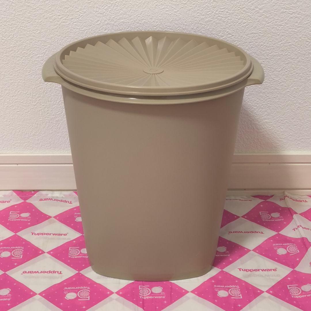 タッパーウェア マキシクイーンデコレーター モカブラウン色