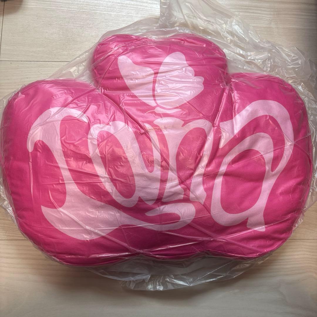 Lana ARENA TOUR 2025 VIP特典クッション - メルカリ