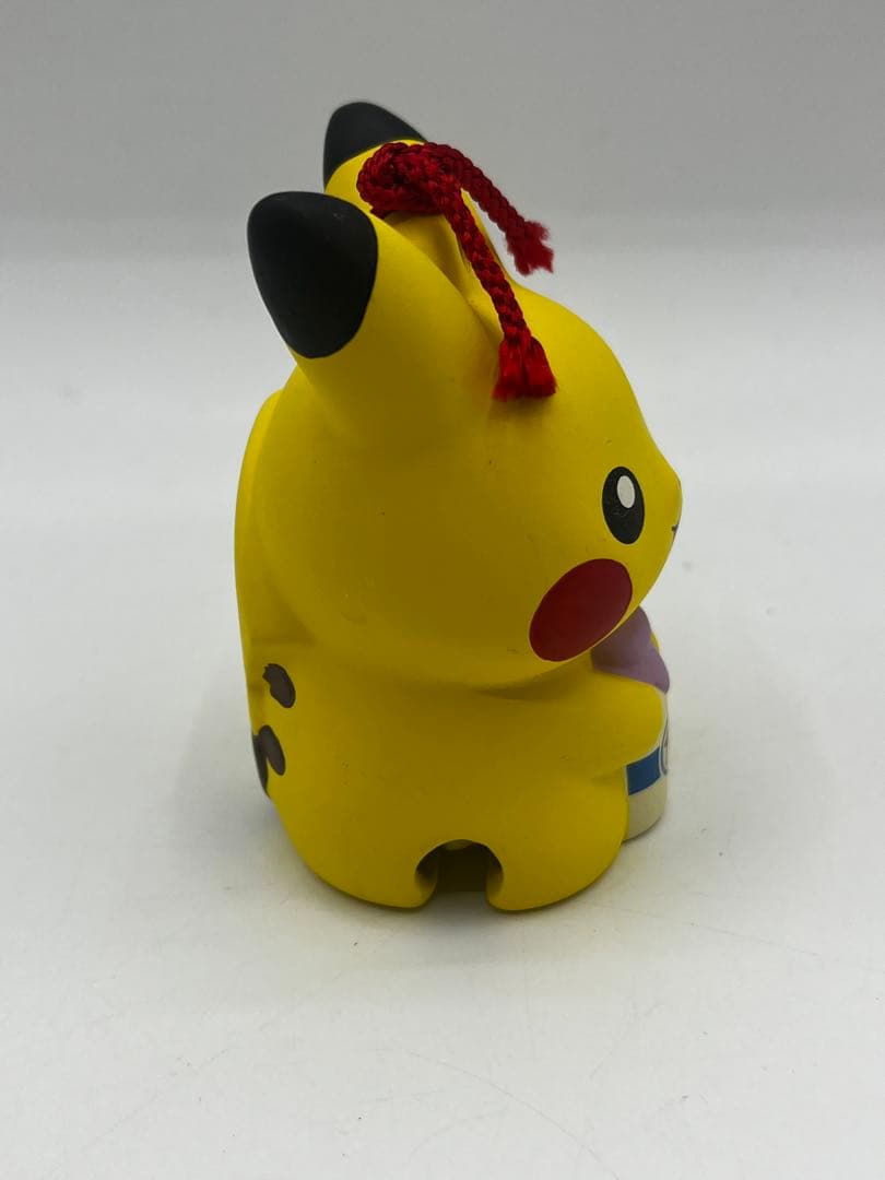 ポケモン ポケモンセンター 陶飾り〈鈴〉 ピカチュウとコイキング