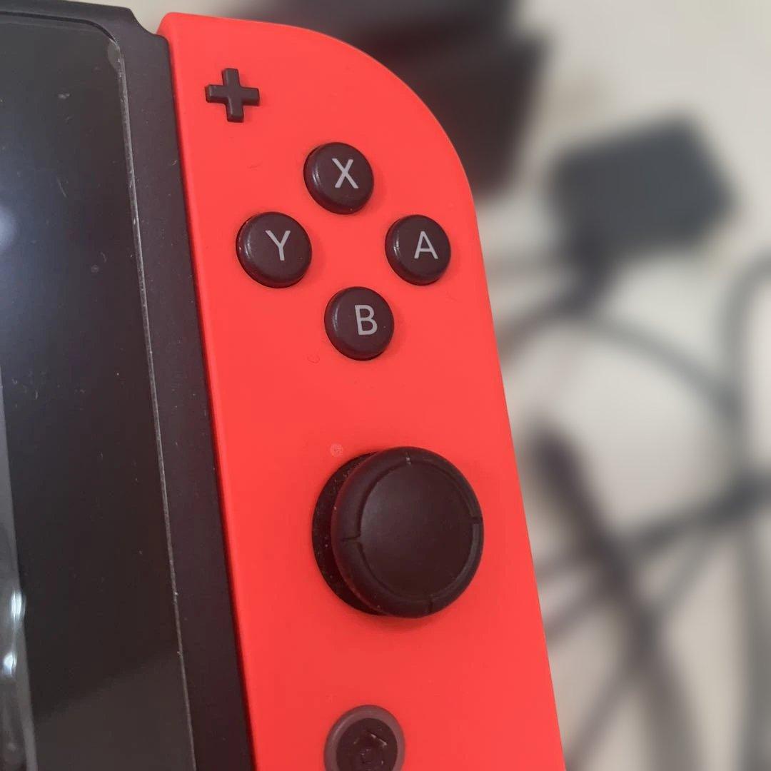 任天堂 Nintendo Switch 本体 青 赤 Joy-Con 付属品付き