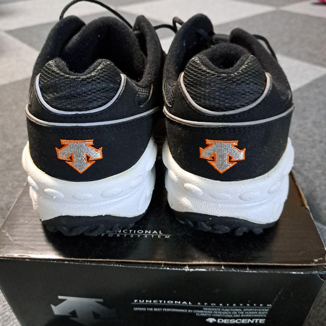 デサントスニーカー 長嶋茂雄モデル 2000足限定発売品未使用 - メルカリ