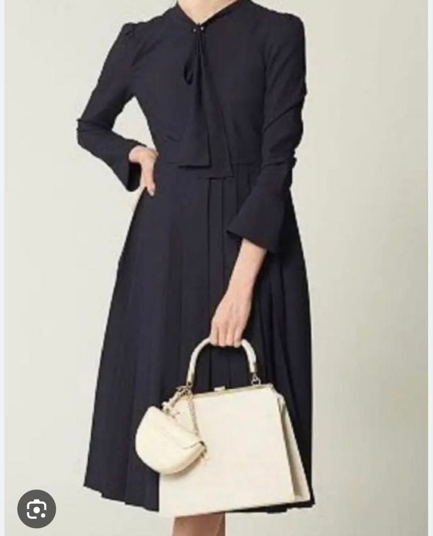 CELFORD ネイビー ワンピース　オケージョン CELFORD セルフォード 刺繍カラータイトワンピース ネイビー系 | 結婚