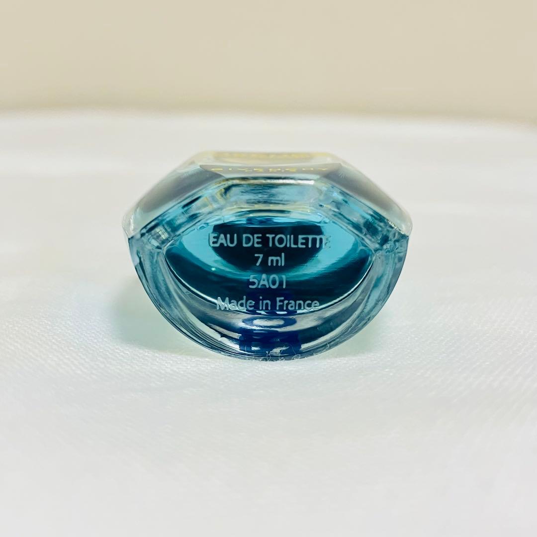 廃盤品 新品 ジバンシー ウルトラマリン スポーツ オードトワレ 香水