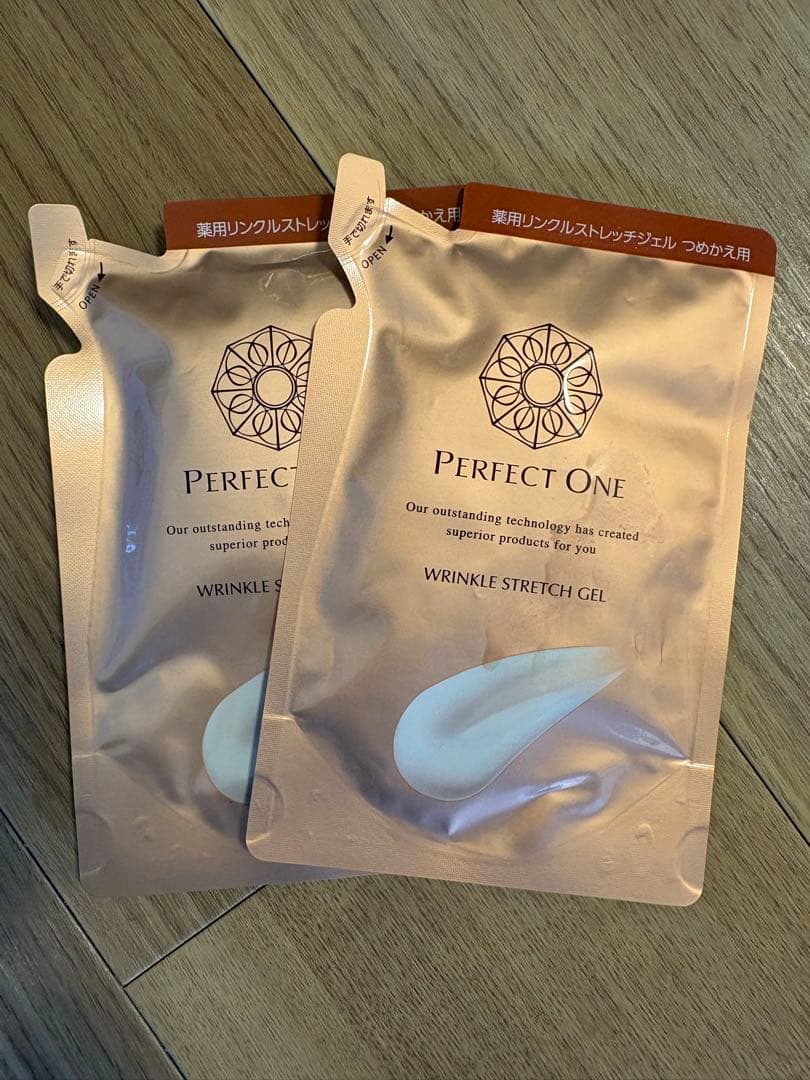 パーフェクトワン　リンクルストレッチジェル50g 10月15日(日)「パーフェクトワン 薬用リンクルストレッチジェル」新